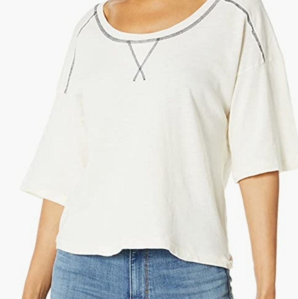 Splendid Women's Scoop Neck Dolman Sleeves Tee T-S